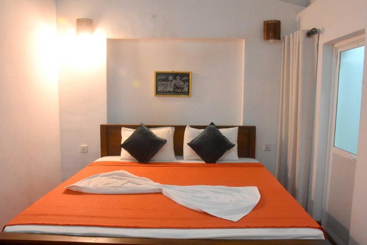 Hotel H2O Gampola Ngoại thất bức ảnh