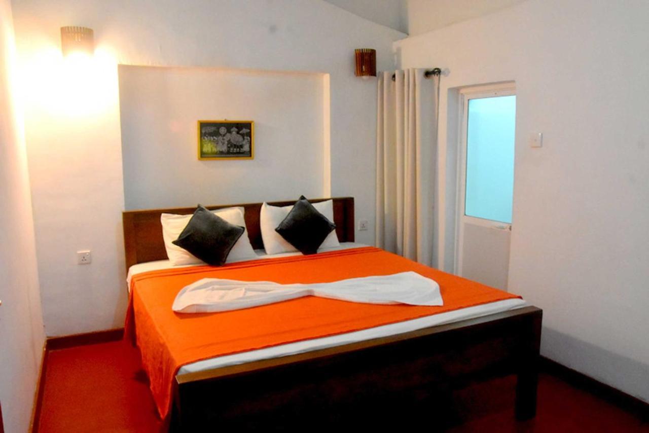 Hotel H2O Gampola Ngoại thất bức ảnh